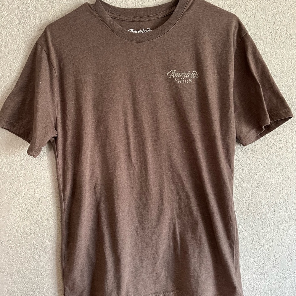 Womens small graphic tee